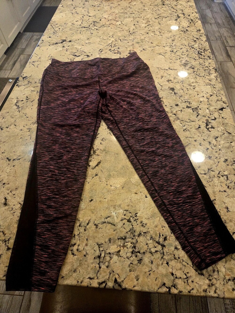 Livi Active Women's Black with Pink Space-Dye Leggings